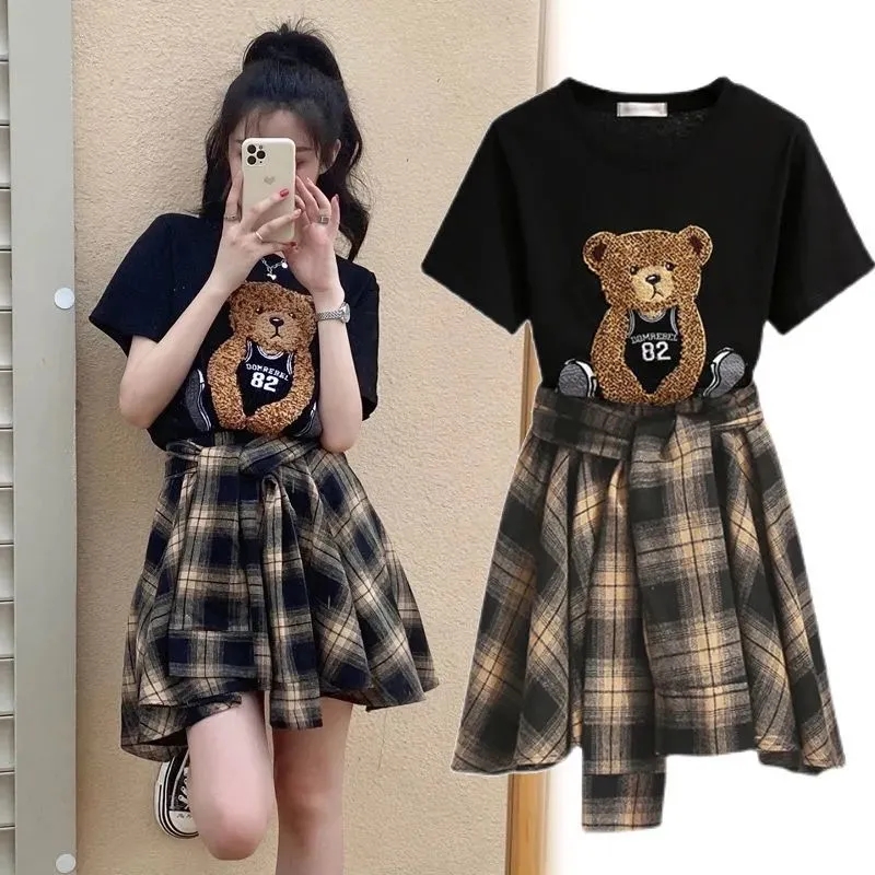 Women Fashion Drawing - Summer Women's Skirt And Top Set