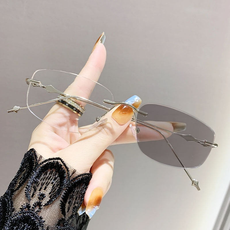 Fashionable Women's Photochrom - Women'S Fashion Glasses With Clear Lenses review and price